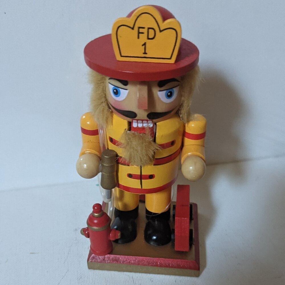 NWT 6" Mini Wooden Fireman Nutcracker Christmas Holiday Home Decor Collectible